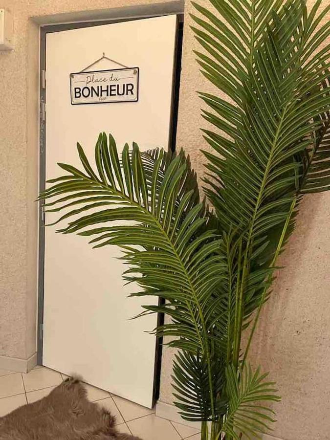 Esprit Hygge A Blois : Un Interieur Bien-Etre Apartment Exterior foto