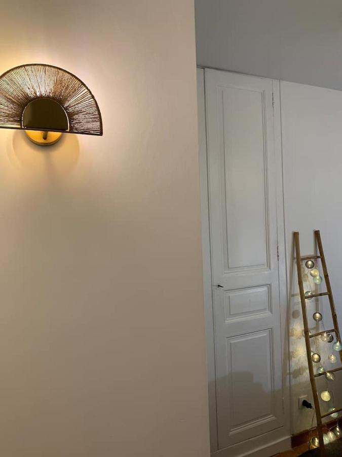 Esprit Hygge A Blois : Un Interieur Bien-Etre Apartment Exterior foto